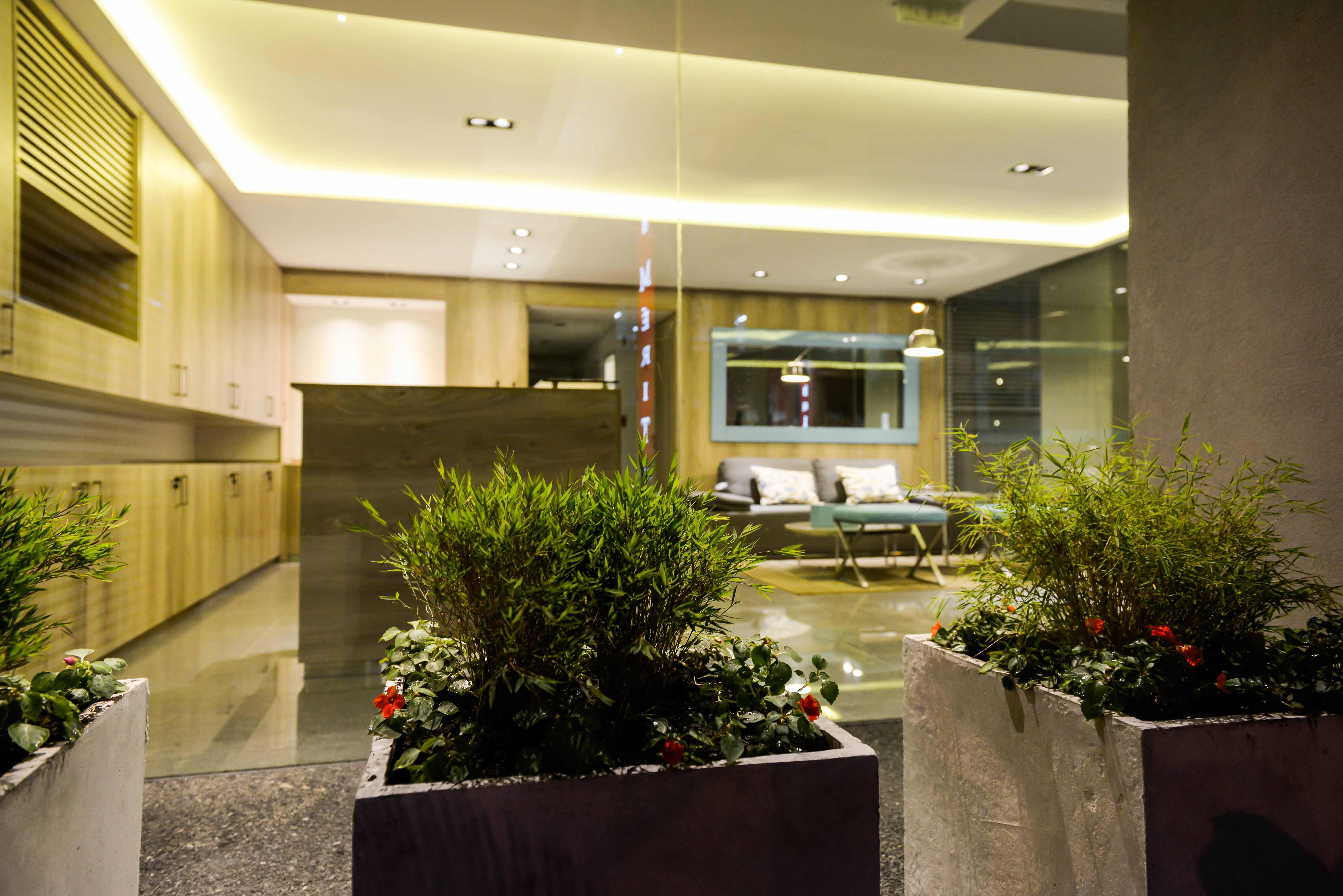 Mérit Montevideo Apart&Suites Esterno foto
