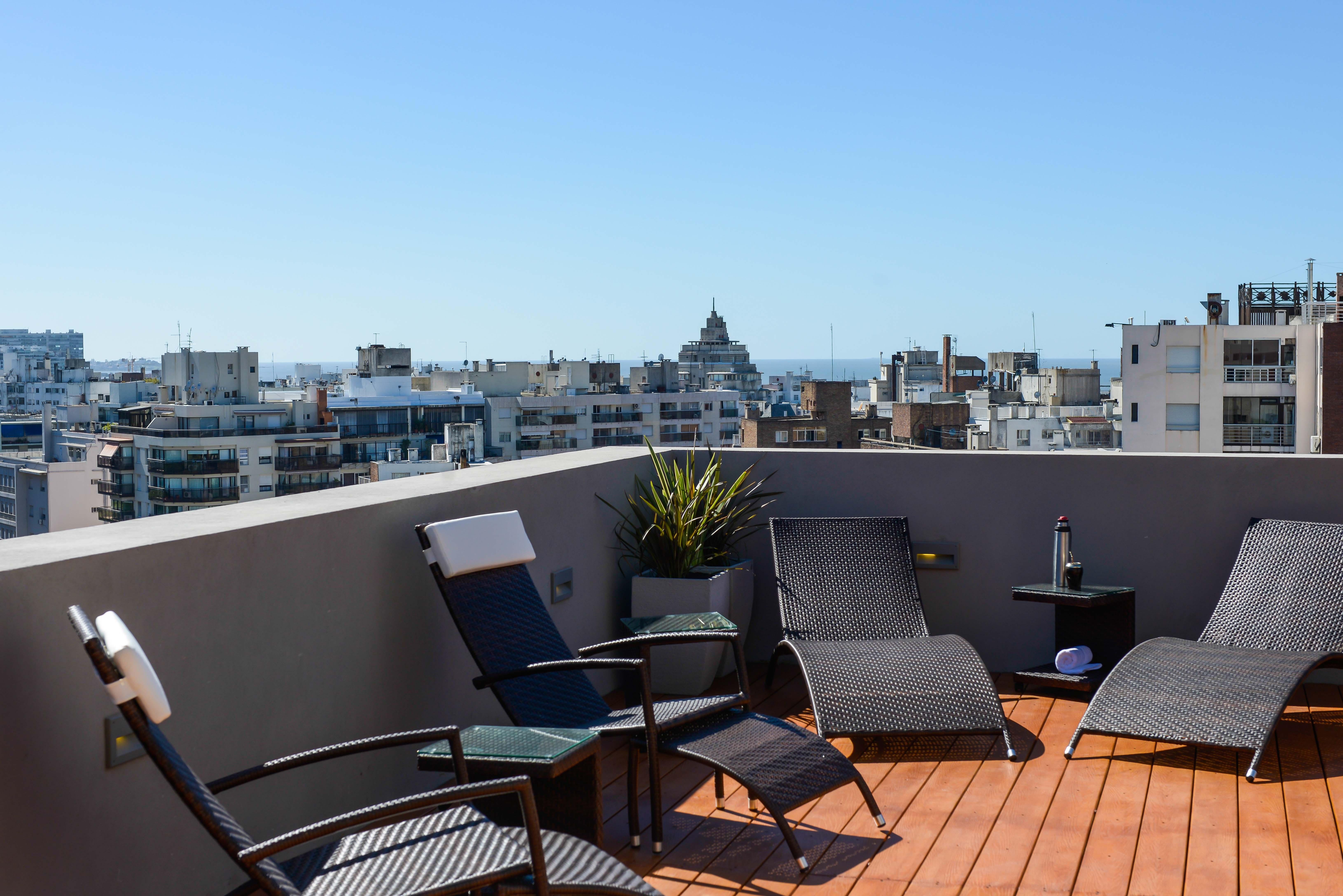 Mérit Montevideo Apart&Suites Esterno foto
