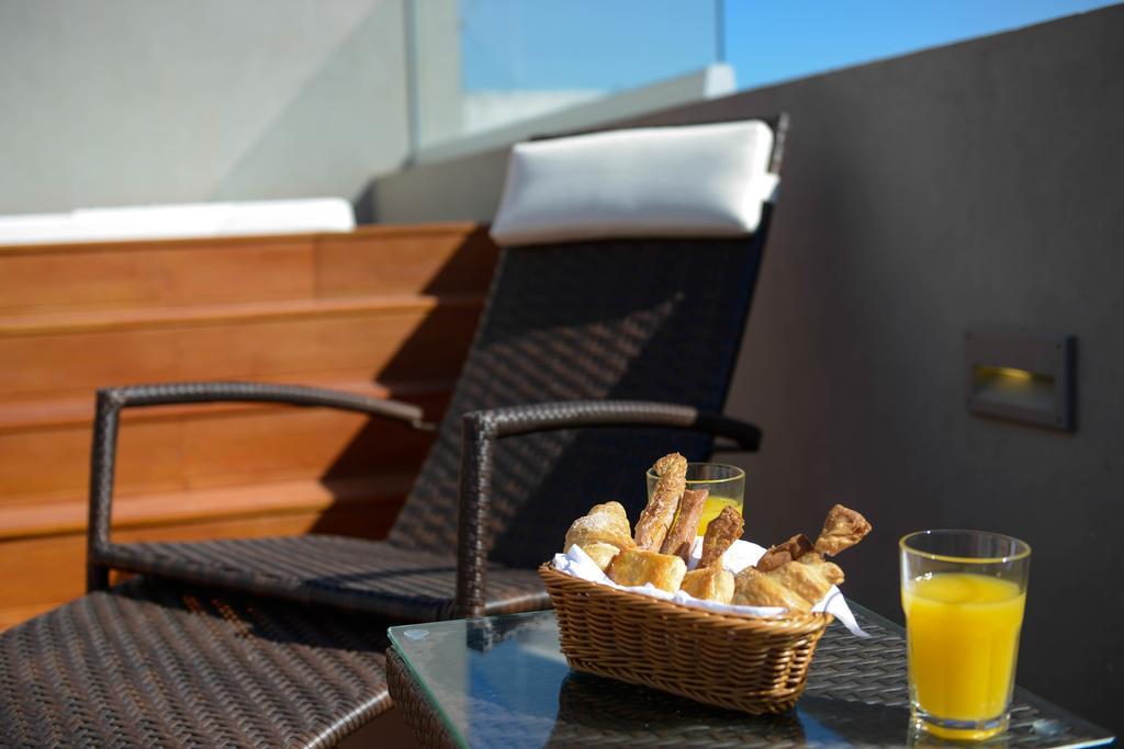 Mérit Montevideo Apart&Suites Esterno foto