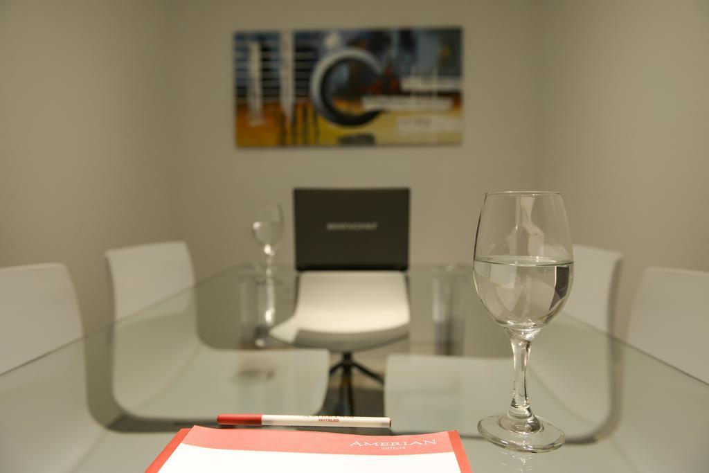 Mérit Montevideo Apart&Suites Esterno foto