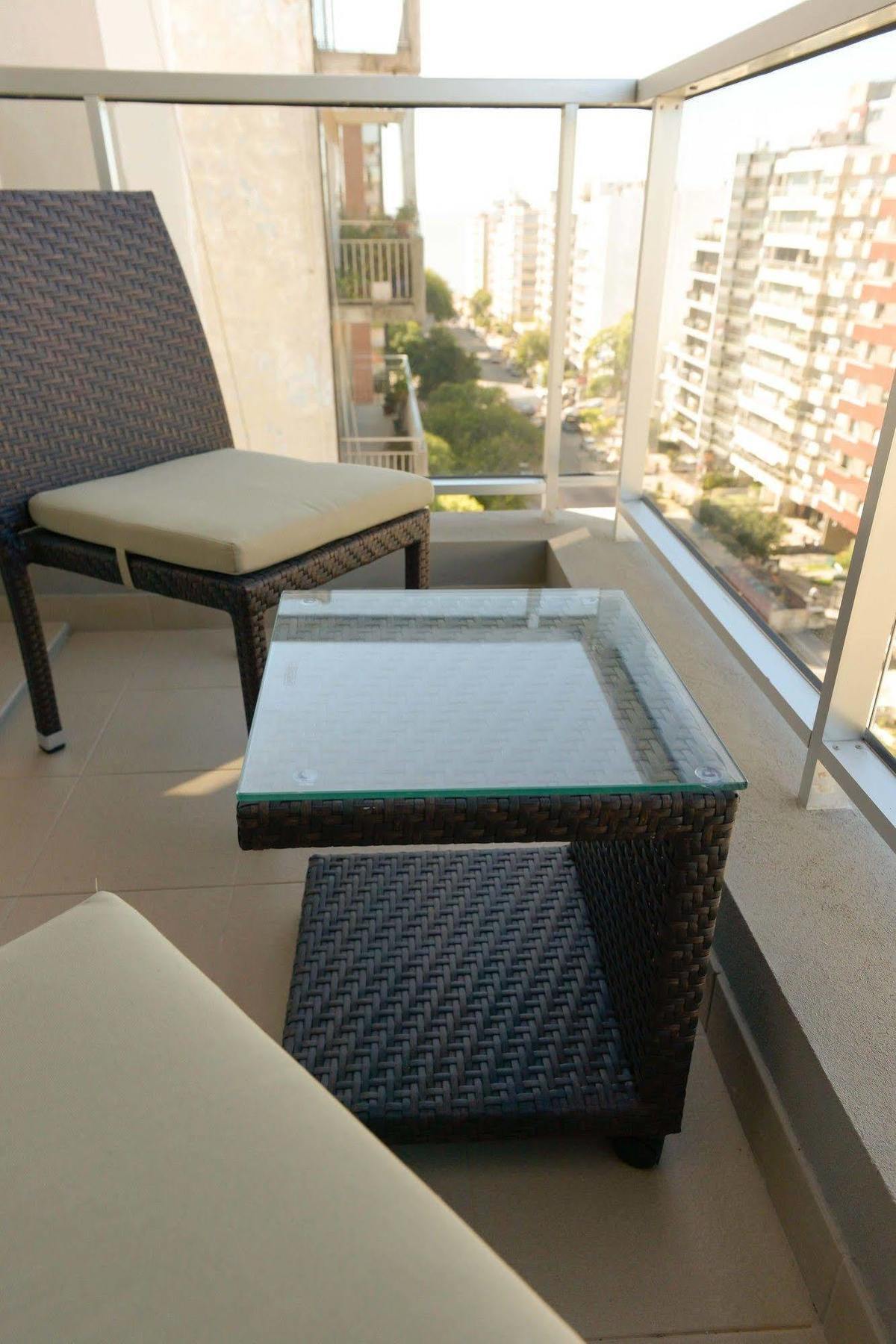 Mérit Montevideo Apart&Suites Esterno foto